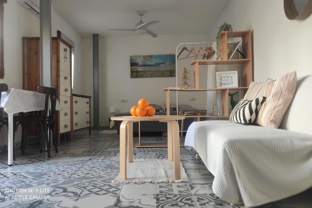 Precioso Apartamento Con A/A En Ruzafa Con Terracita Privada Y Acceso A Un Jardin, Para 2-3 Personas فالنسيا المظهر الخارجي الصورة