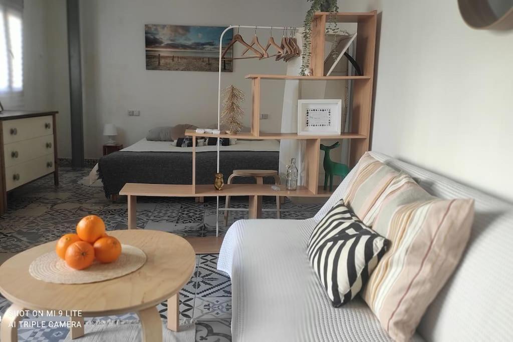 Precioso Apartamento Con A/A En Ruzafa Con Terracita Privada Y Acceso A Un Jardin, Para 2-3 Personas فالنسيا المظهر الخارجي الصورة