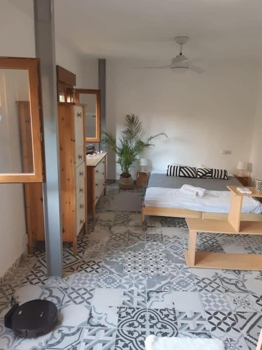 Precioso Apartamento Con A/A En Ruzafa Con Terracita Privada Y Acceso A Un Jardin, Para 2-3 Personas فالنسيا المظهر الخارجي الصورة